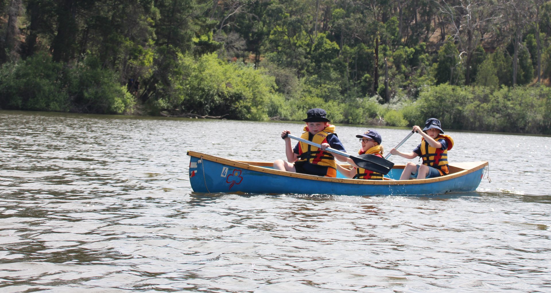 Ballarat Girl Guides Canoeing 8237 Fb