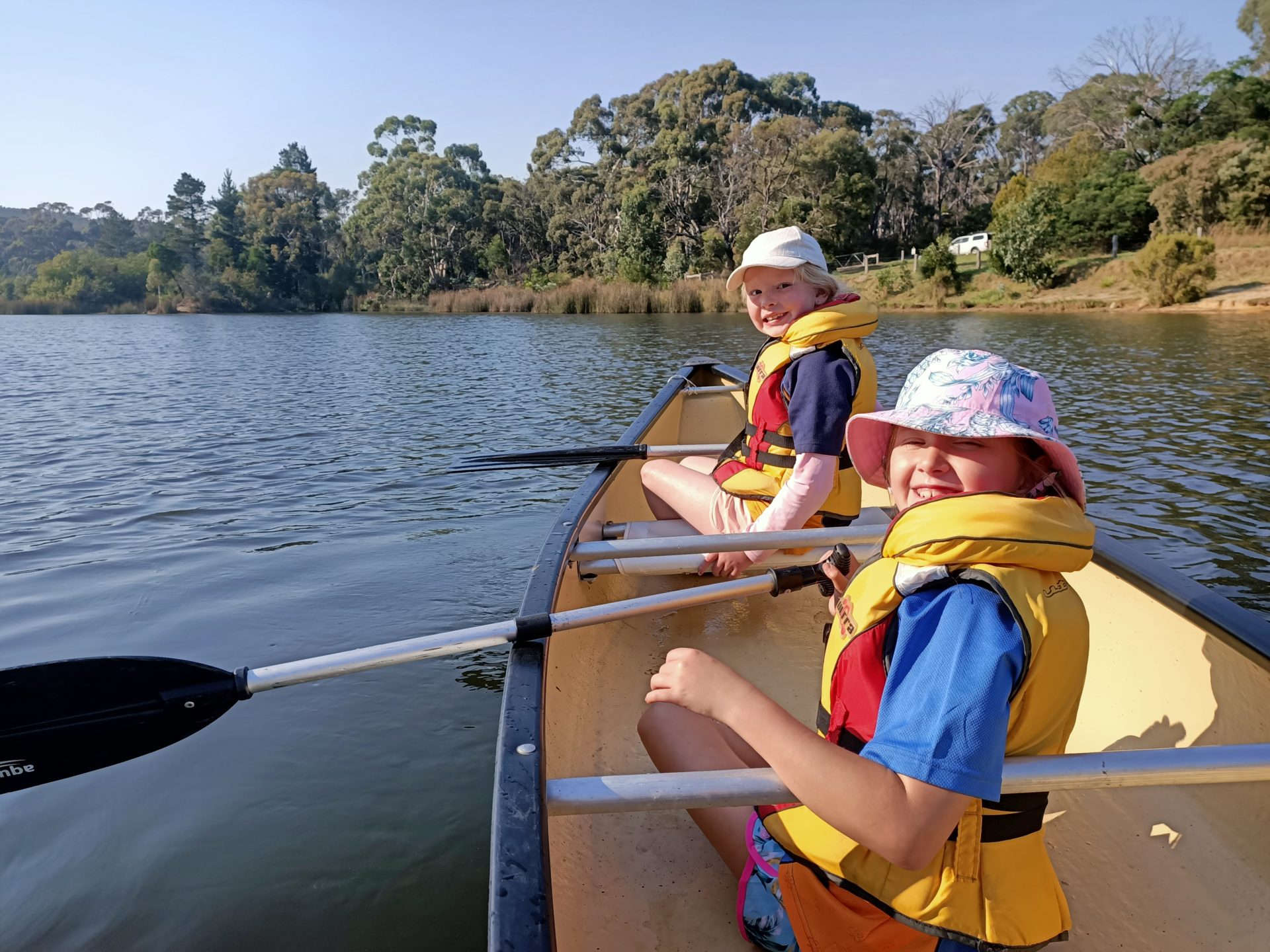 Girl Guides Ballarat Canoeing 2021