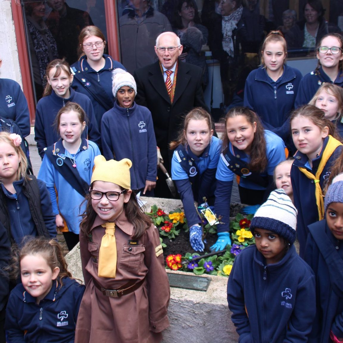 GirlGuidesBallarat RosePlanting